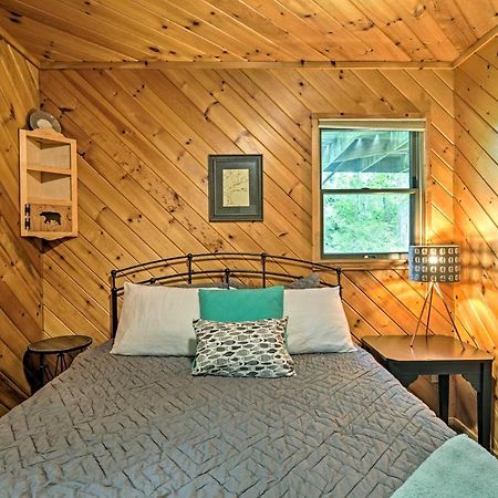 Riverfront Traverse City Cabin Fish, Kayak And Tube מראה חיצוני תמונה