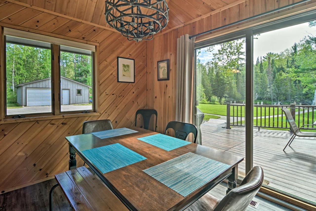 Riverfront Traverse City Cabin Fish, Kayak And Tube מראה חיצוני תמונה